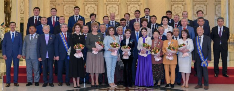 ӘЛ – ФАРАБИ АТЫНДАҒЫ ҒЫЛЫМ МЕН ТЕХНИКА САЛАСЫНДАҒЫ 2019 ЖЫЛҒЫ ҚАЗАҚСТАН РЕСПУБЛИКАСЫ МЕМЛЕКЕТТІК СЫЙЛЫҒЫНЫҢ ЛАУРЕАТТАРЫН